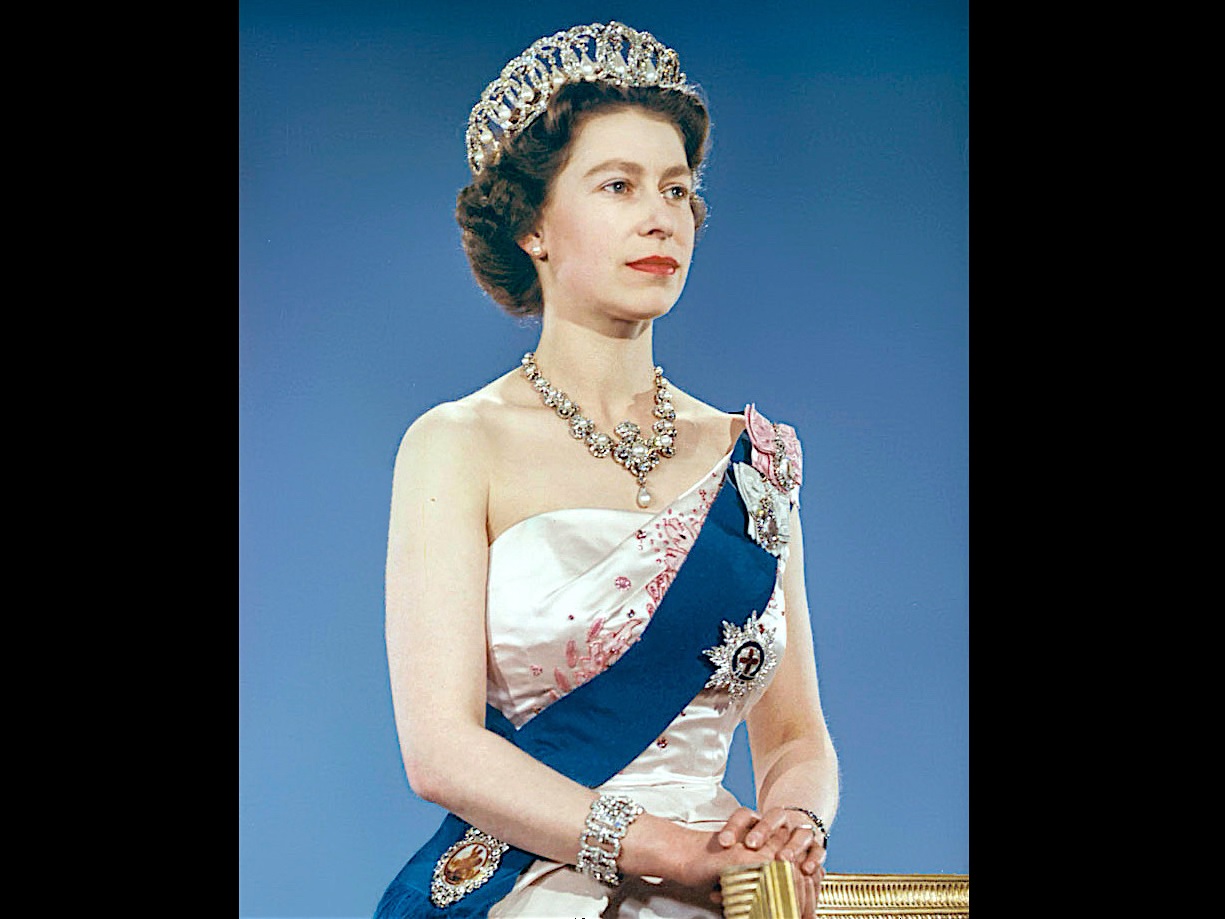 Dronning Elizabeth II ville ha fylt 100 år i dag