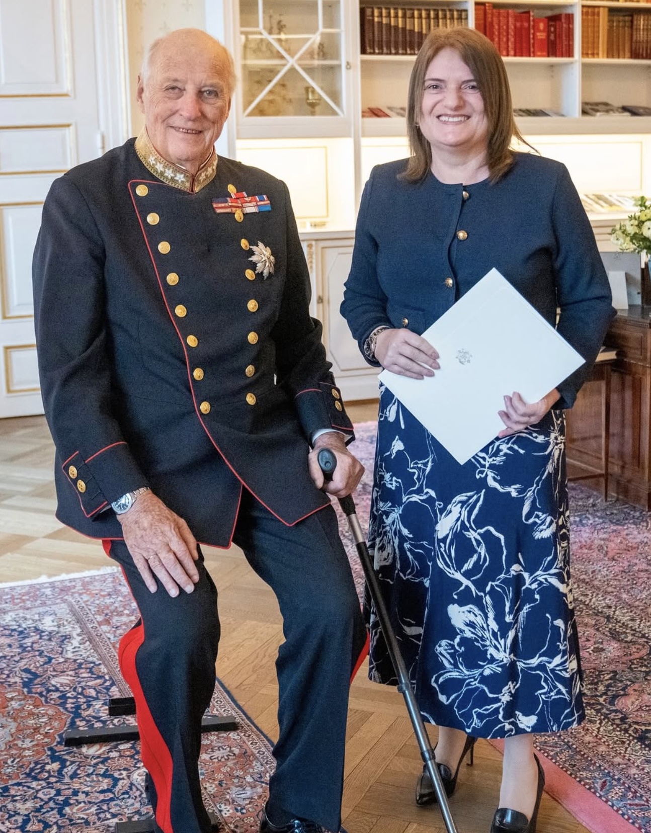 Kong Harald mottok nye ambassadører i høytidelig audiens