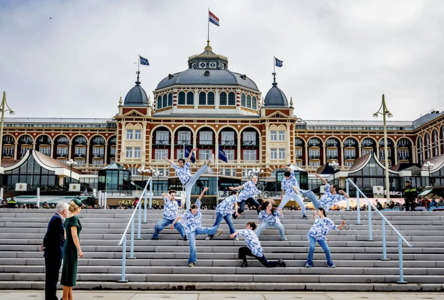 Dronning Maxima åpnet den renoverte Scheveningen-boulevarden