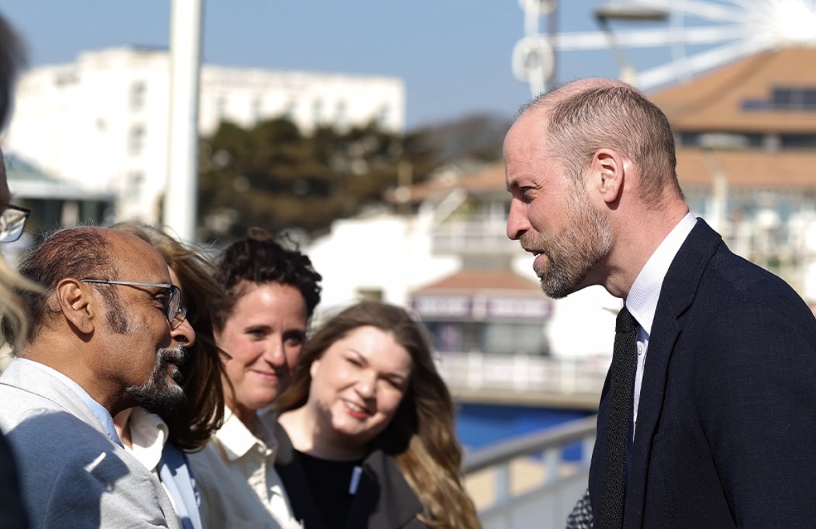 Prins William i samtale med delegater i Bournemouth
