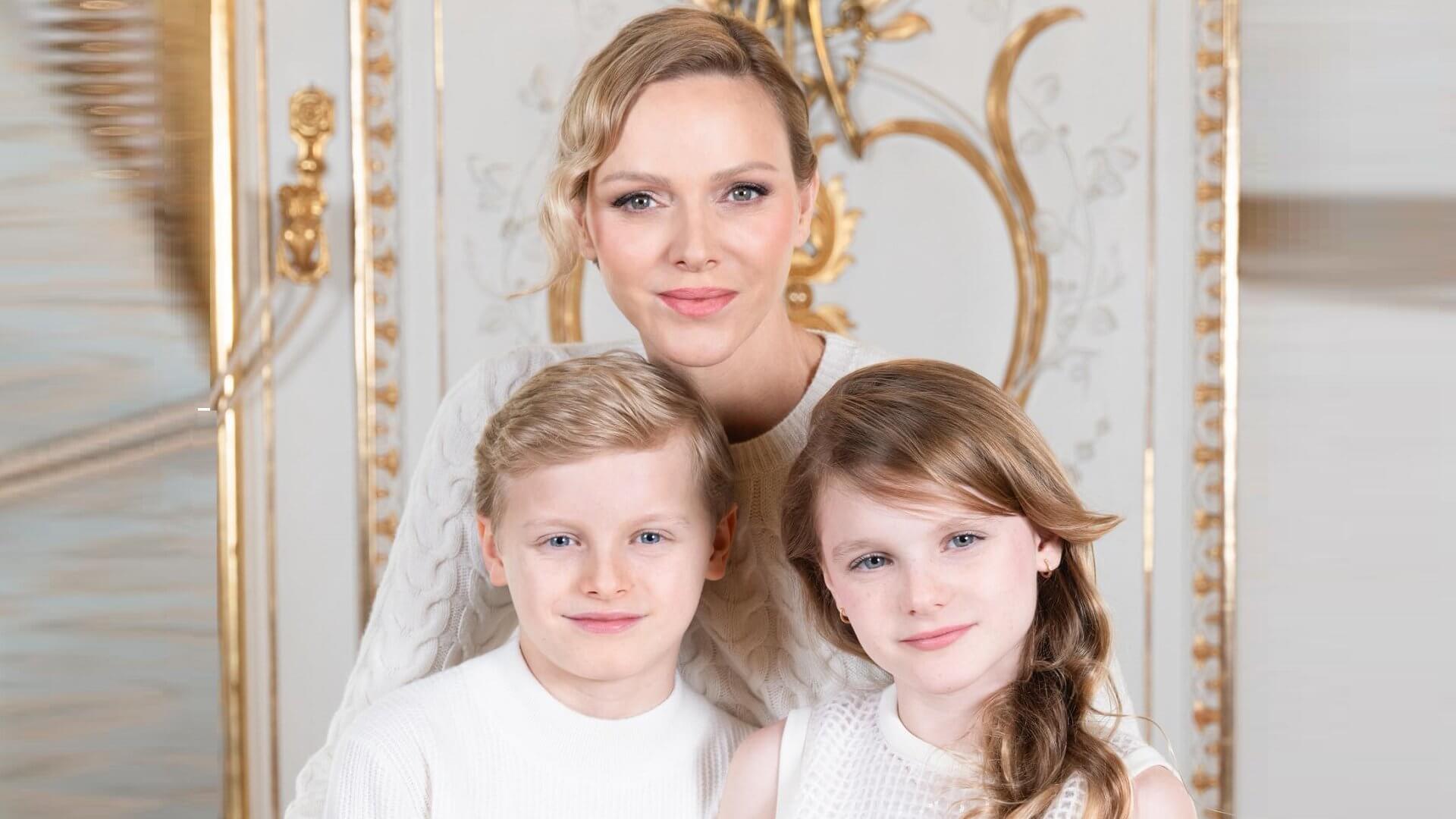 Fyrstinne Charlène delte nytt familieportrett på morsdagen