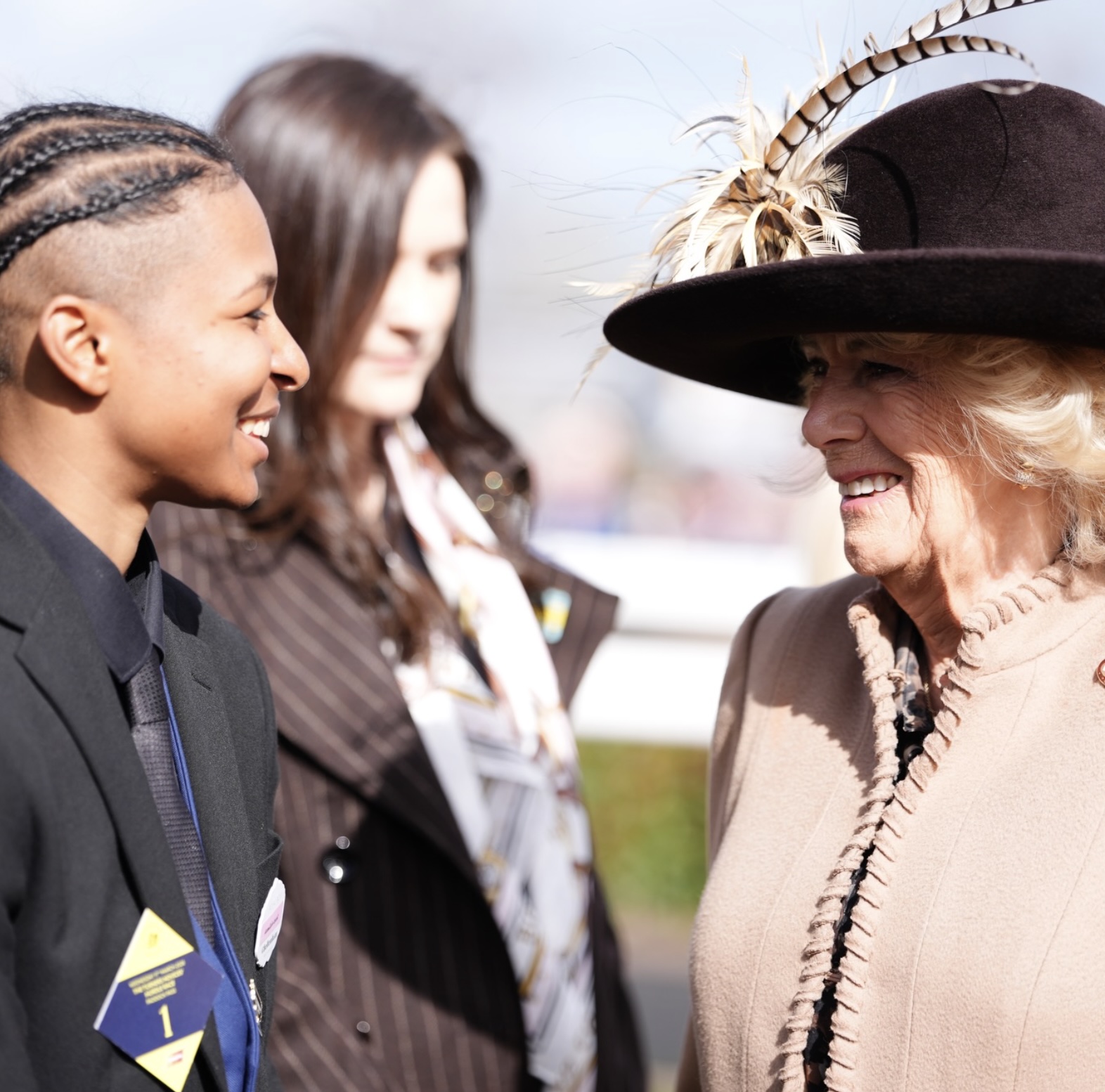 Dronning Camilla møtte fremtredende idrettskvinner på Cheltenham Festival