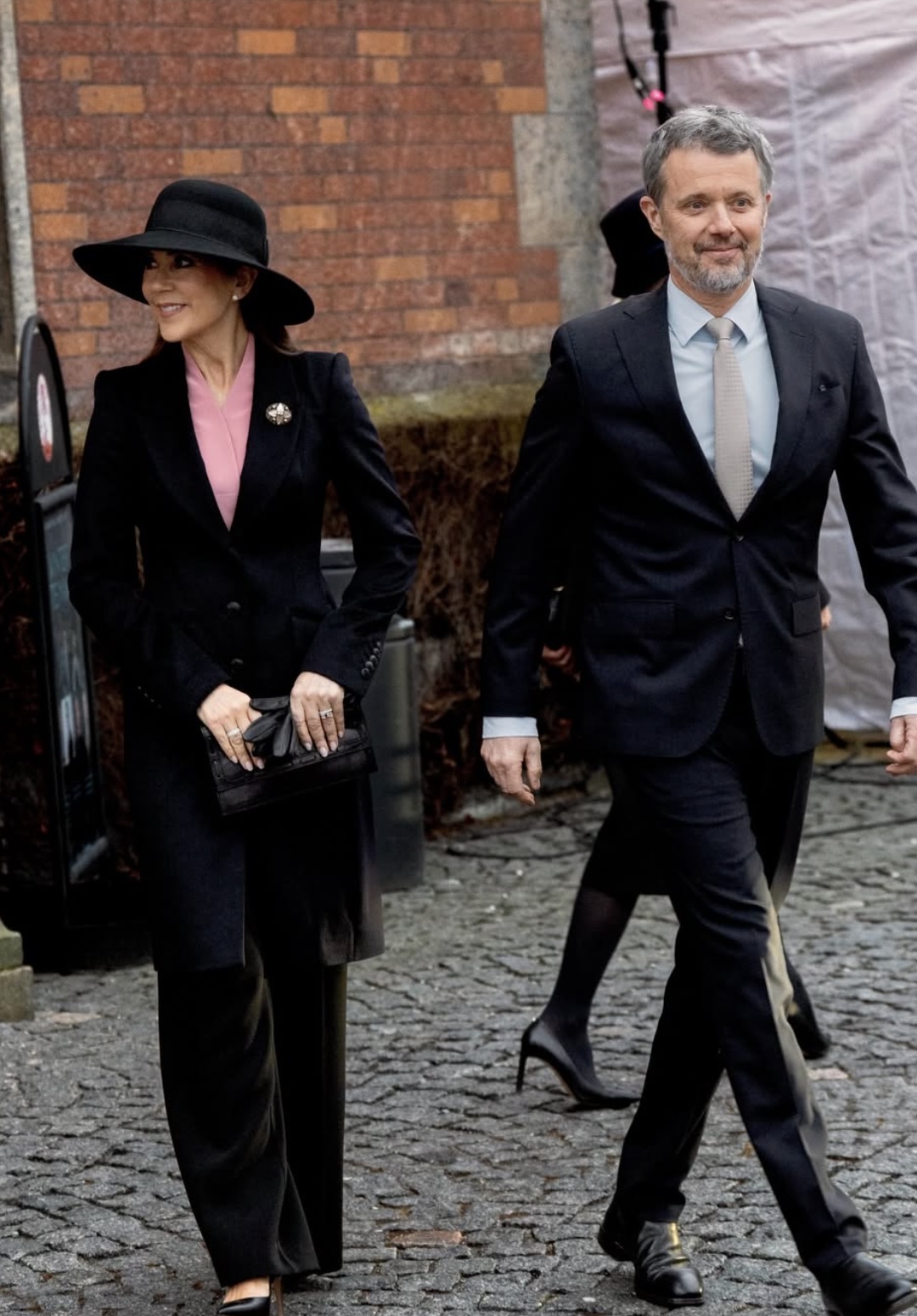 Kong Frederik og dronning Mary deltok på gudstjeneste for Ukraina