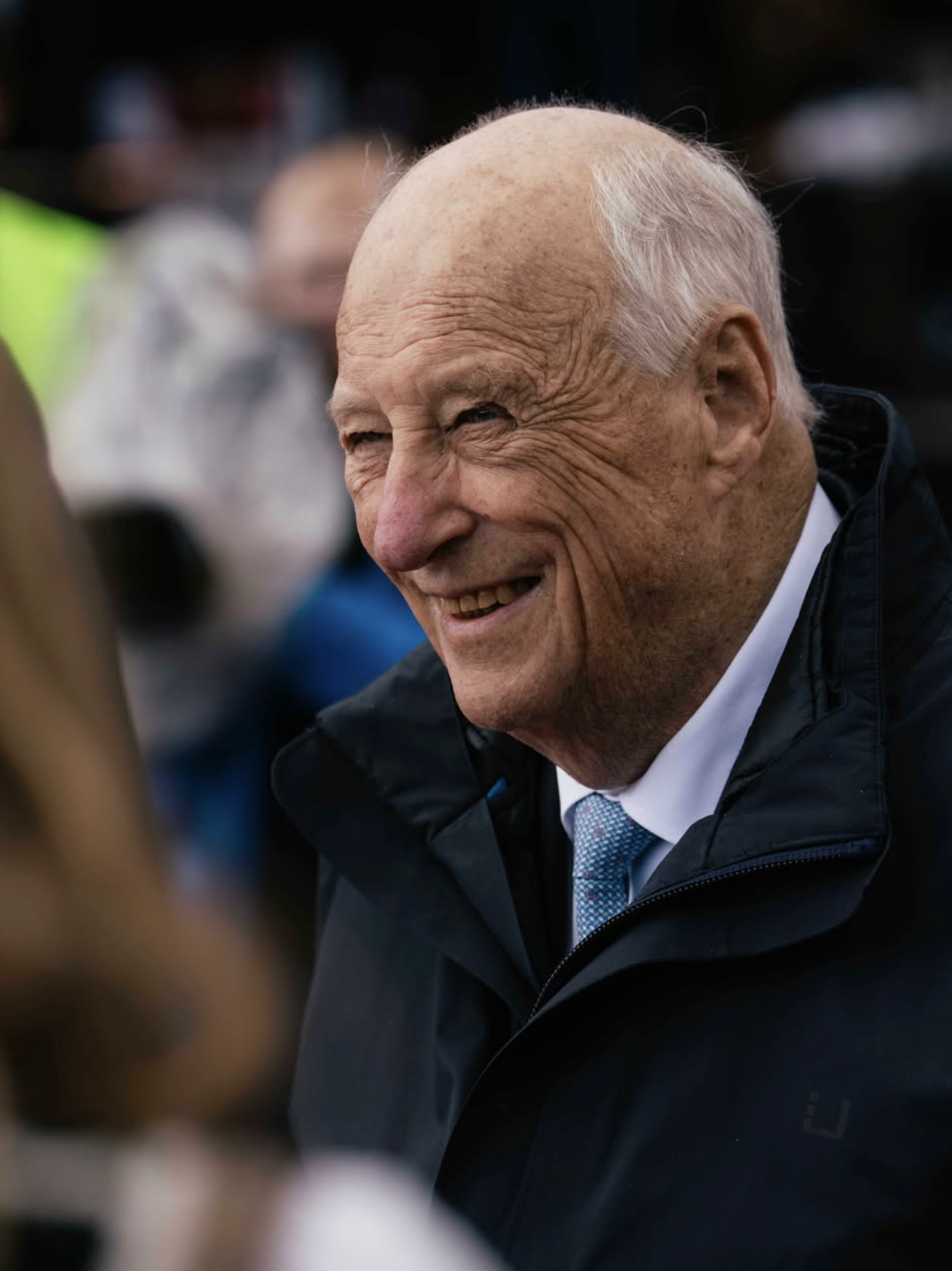 Kong Harald fortsatte fylkesturen i Samnanger og Vaksdal
