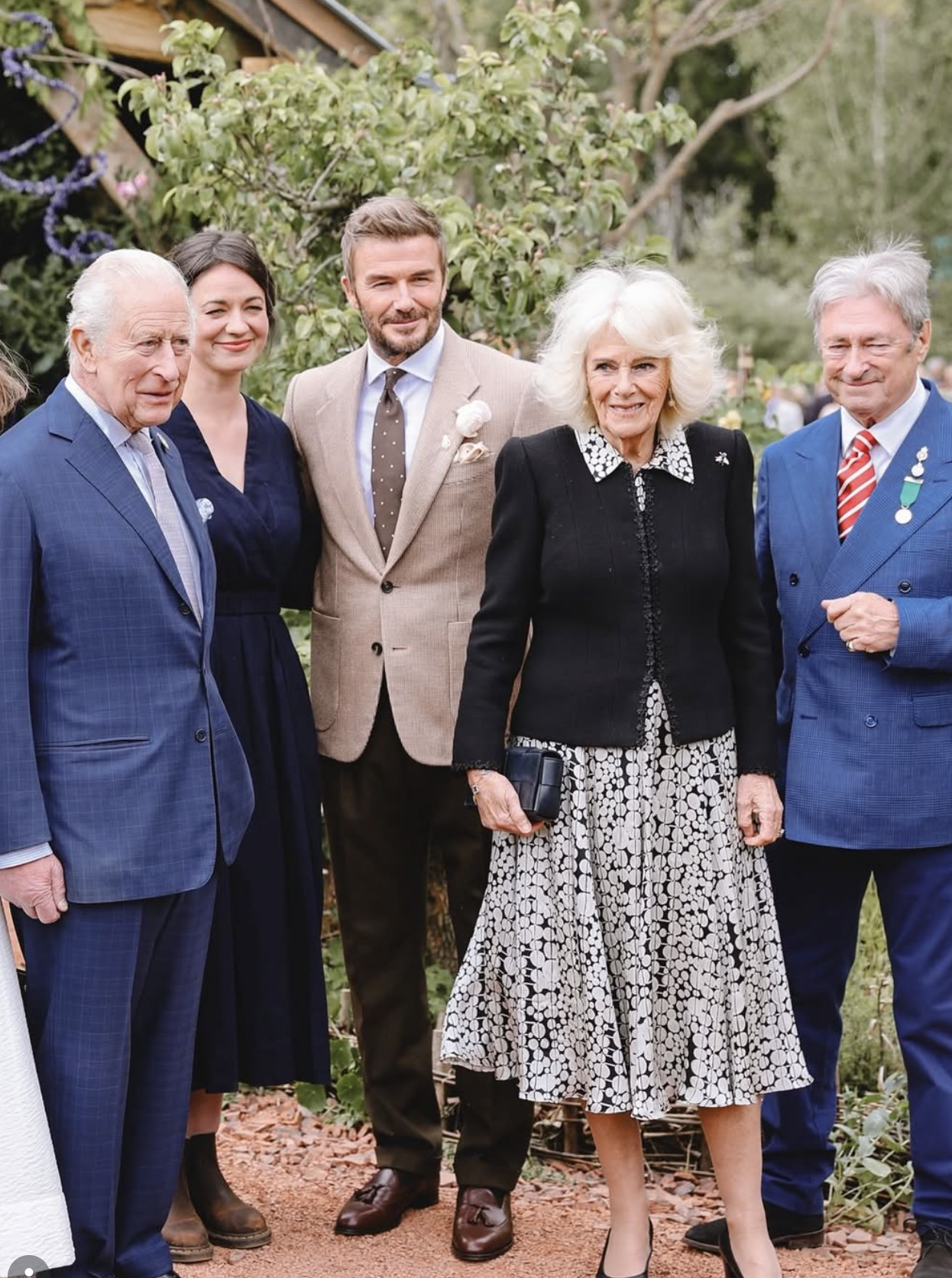 Kongeparet avduket The Curious Garden under Chelsea Flower Show