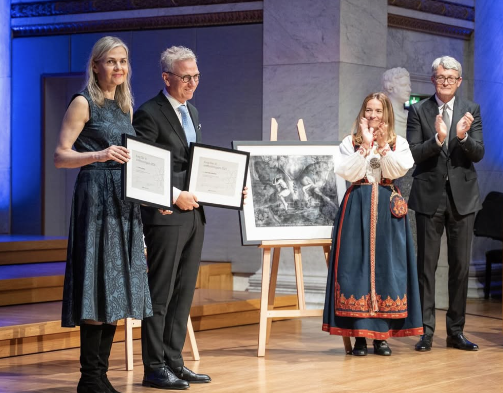 Kong Harald deltok under utdeling av Kong Olav Vs kreftforskningspris