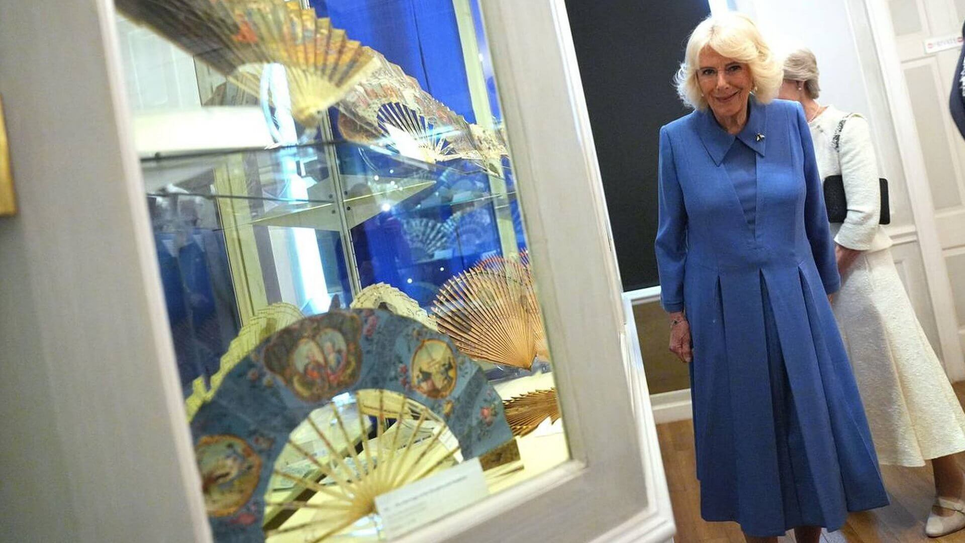 Dronning Camilla åpnet vifteutstillingen Monarchy
