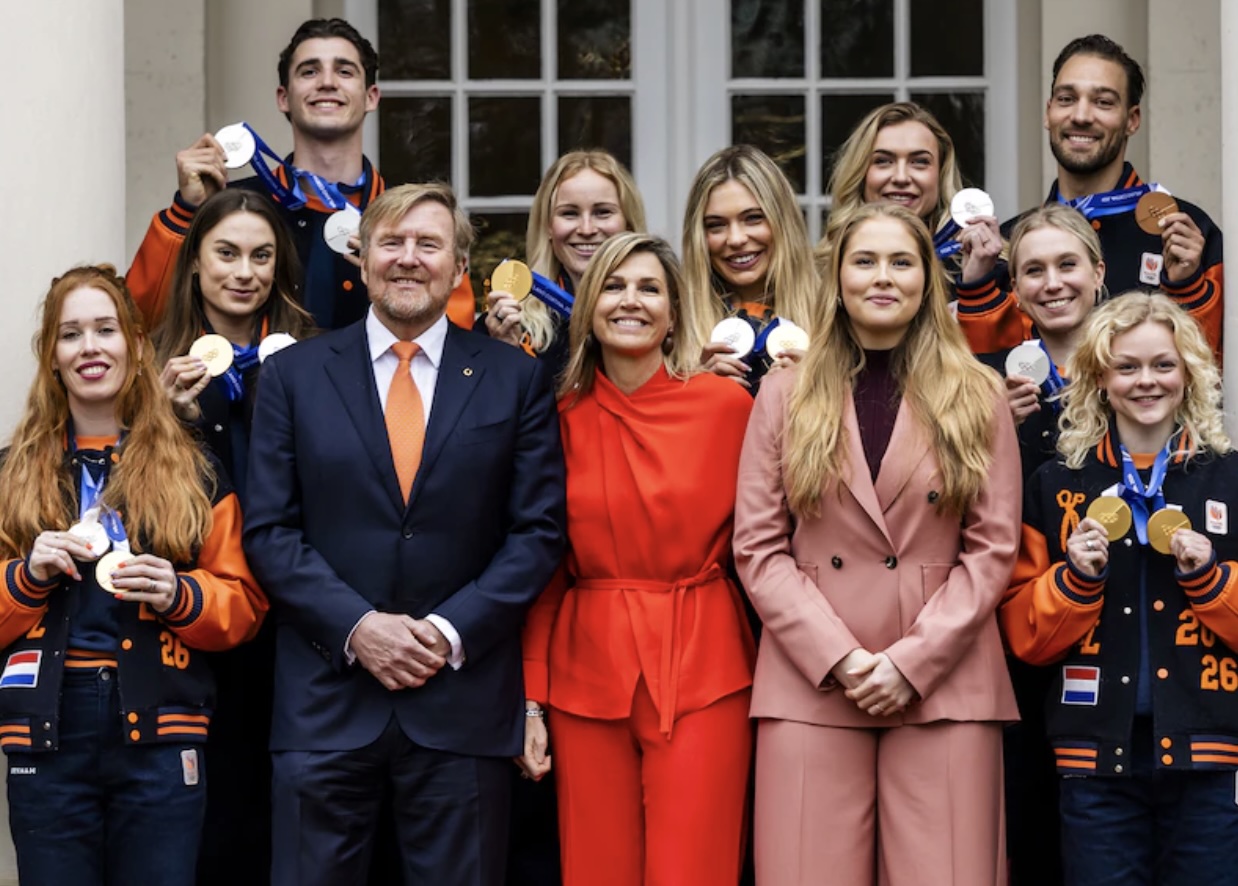 Kongeparet og Amalia hedret olympiske medaljevinnere på Noordeinde