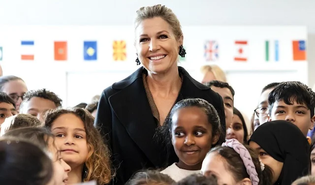 Dronning Máxima besøkte barneskolen De Stromen i Alphen