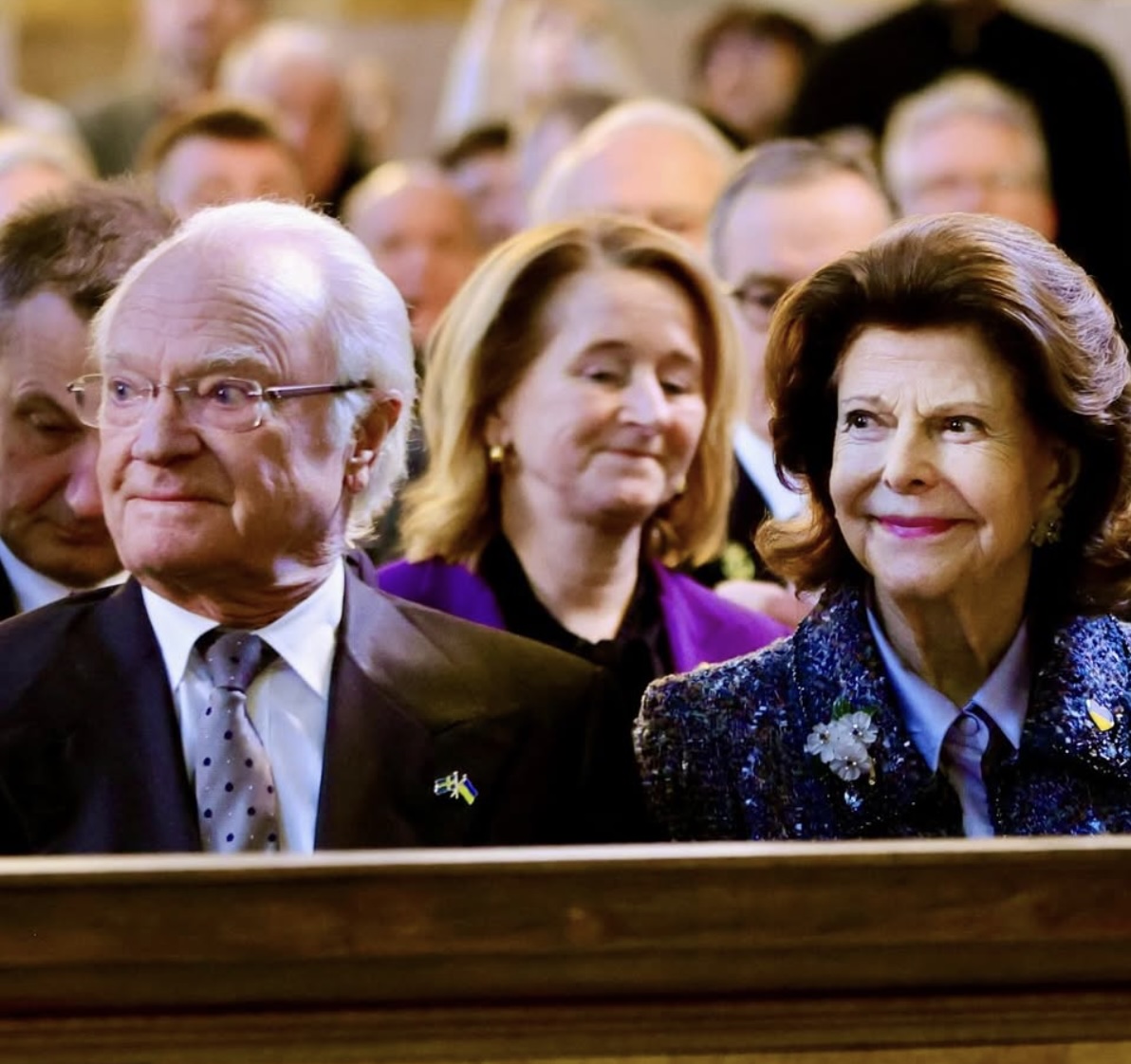 Kung Carl Gustaf och drottning Silvia bad för fred i Ukraina