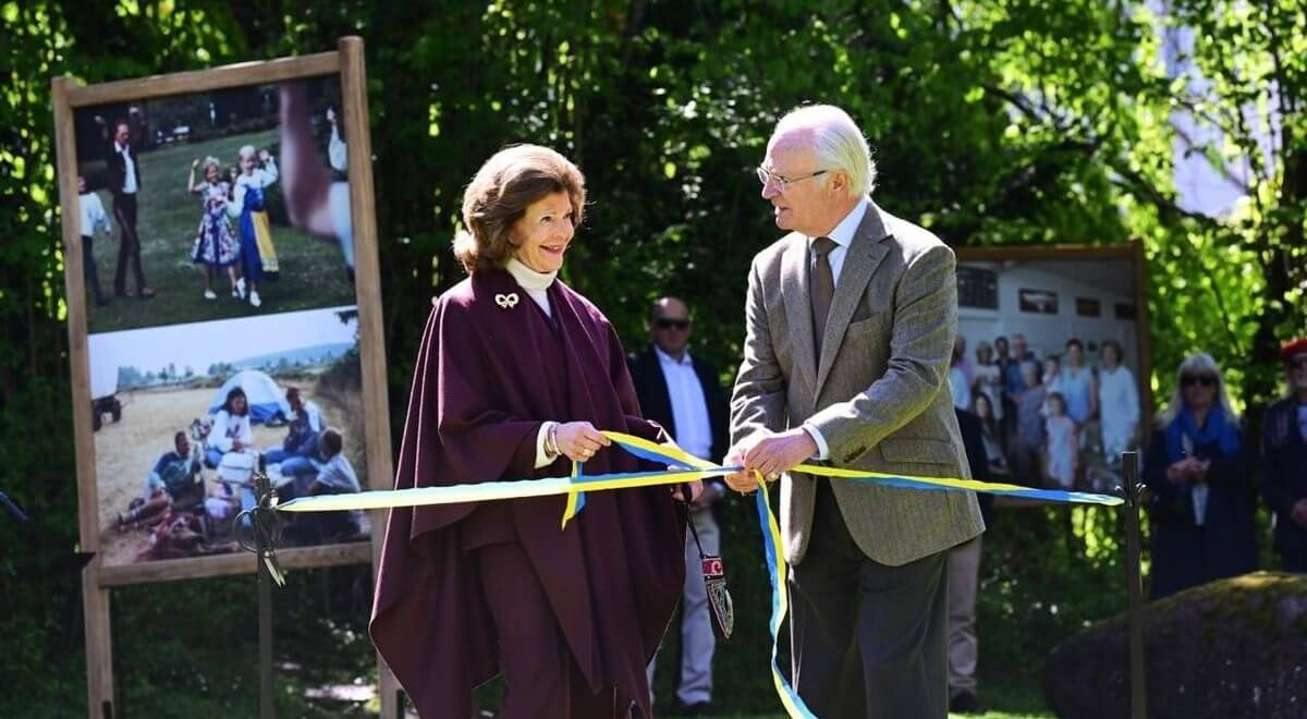 Kongeparet åpnet sommerutstilling ved Solliden slott