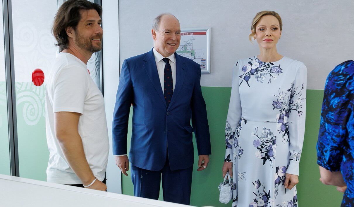 Fyrst Albert og fyrstinne Charlène åpnet ny foreldre-barn-enhet