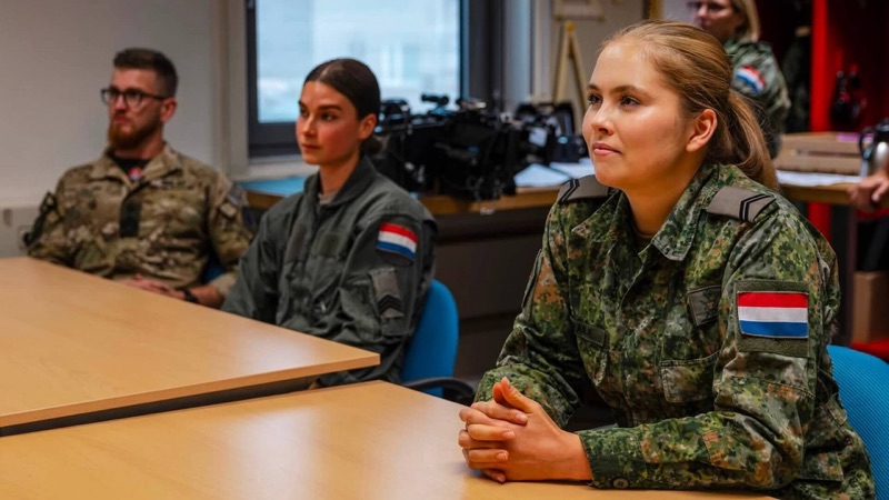 Prinsesse Amalia har fullført tjenesten i luftforsvaret