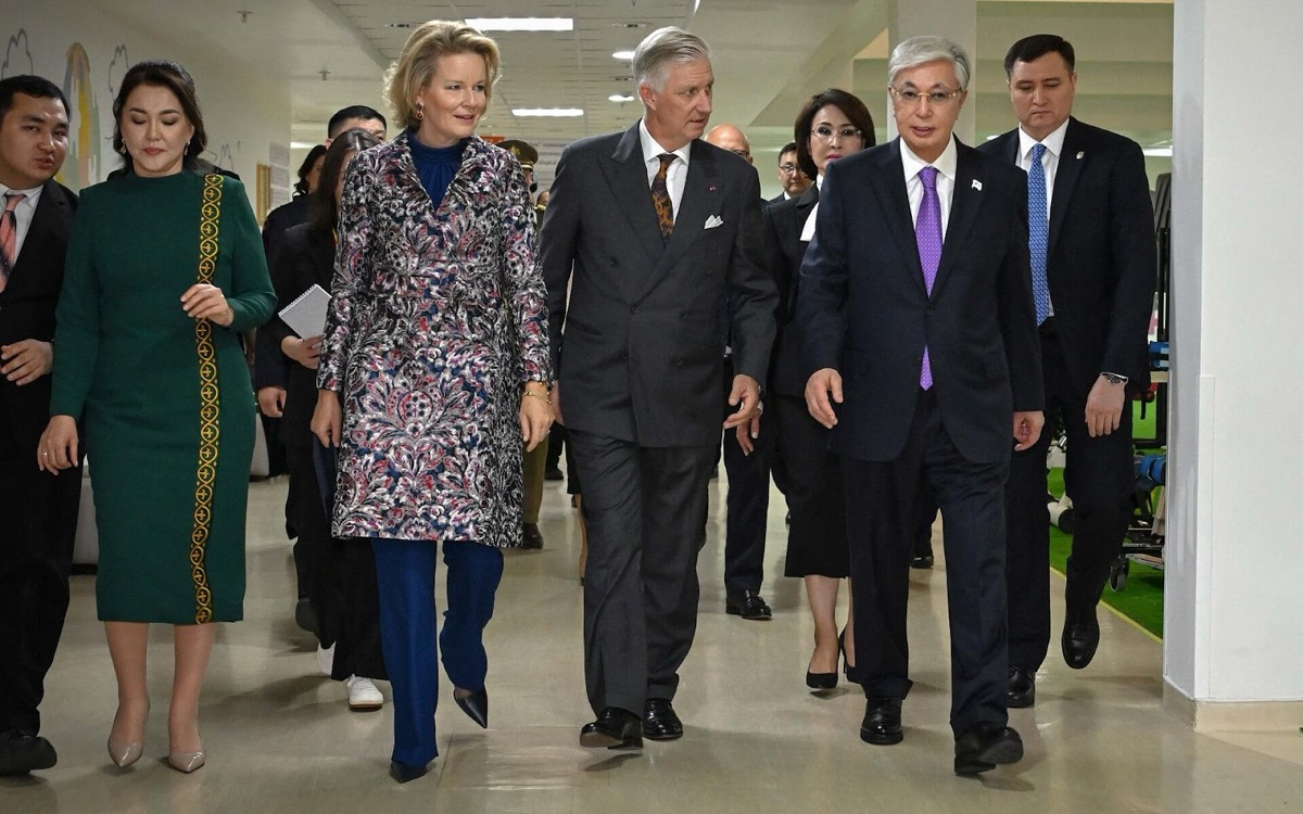Philippe and Mathilde met the children in Astana after the state ceremony