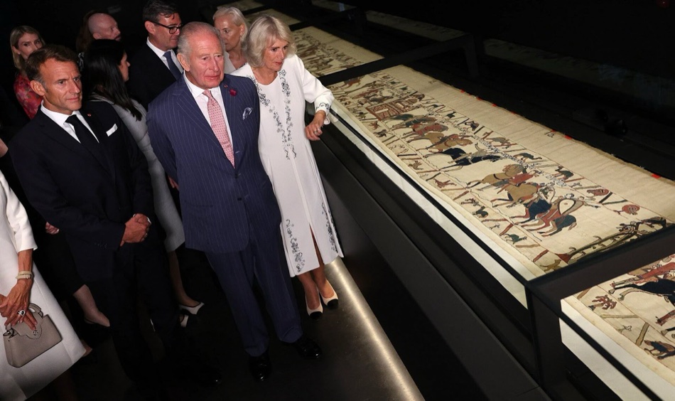 King Charles and Macron viewed the Bayeux Tapestry: in Britain for the first time in almost a thousand years