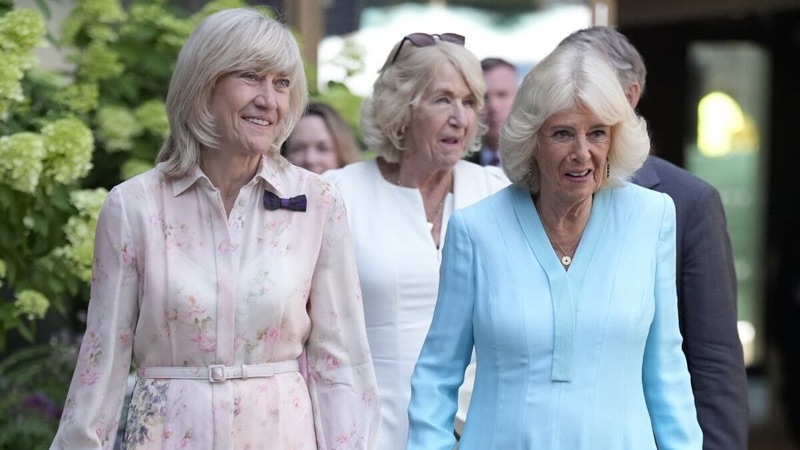 Dronning Camilla ankommer Wimbledon