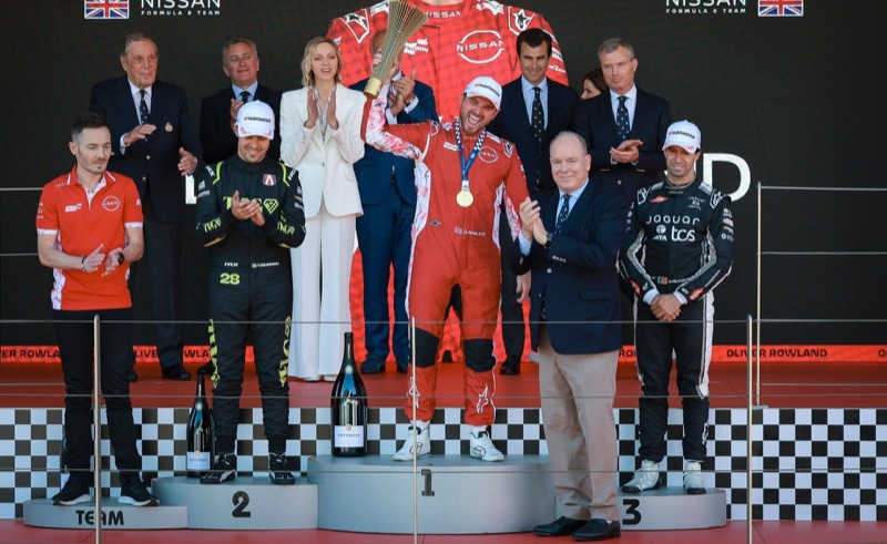 Premieseremonien på podiet