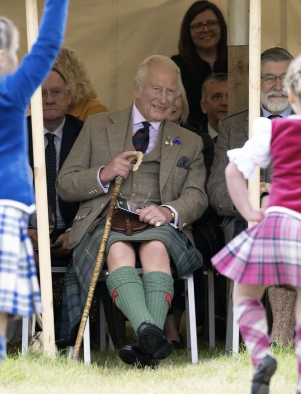 Kongen i kilt på Mey Highland Games
