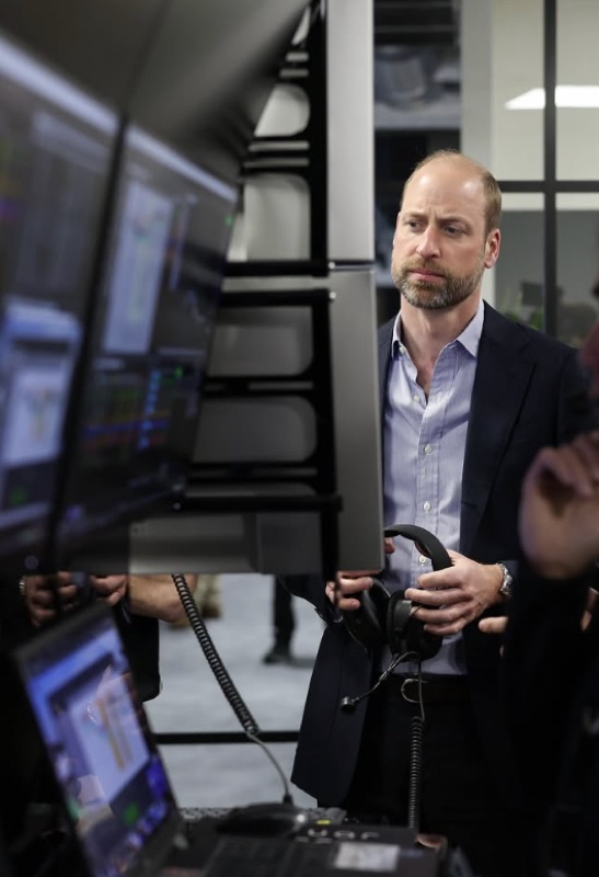 Prins William i kontrollrommet