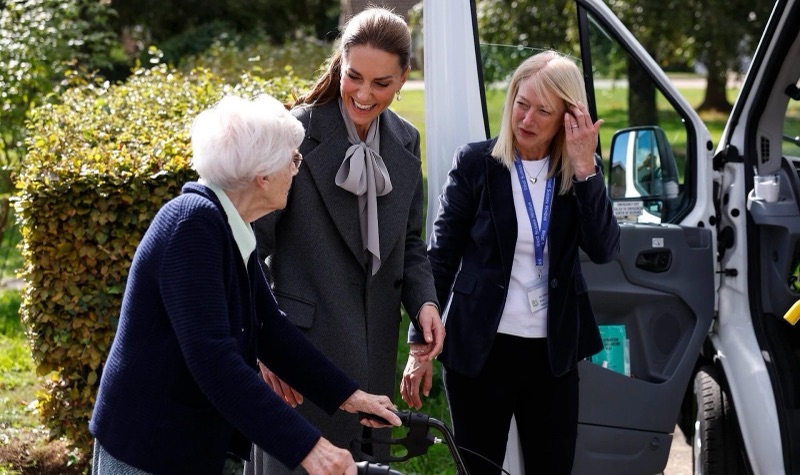 Princess Catherine joins the minibus on its pick-up round