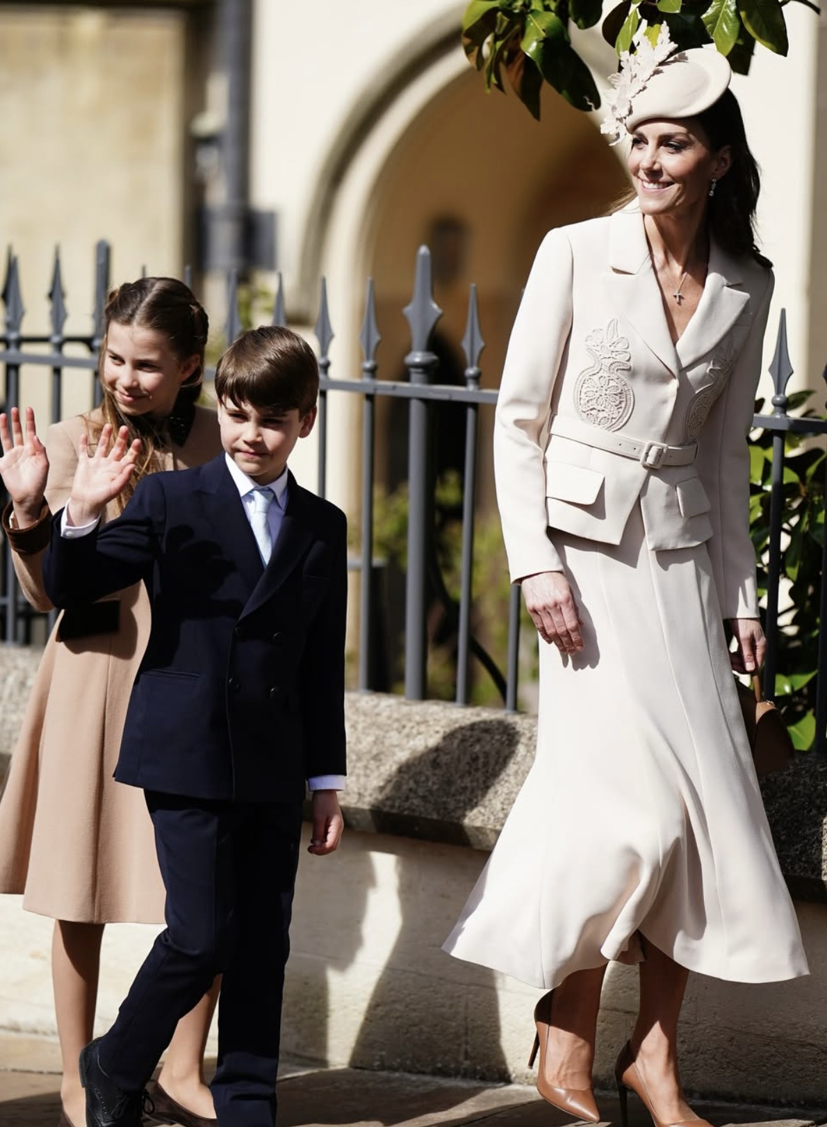Prinsessen av Wales med prins Louis og prinsesse Charlotte